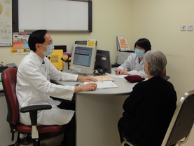 东华三院秉承救病拯危的使命，为市民提供收费低廉或免费的优质服务。