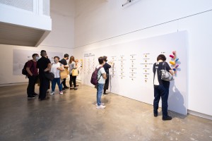 图七 主题展：「存为爱」生命探索之旅仿如一场人生旅程，让参观者从出生走到死亡，经历人生不同阶段，鼓励每一位参观者投入互动参与，反思各阶段面对的议题，重新思索生命的意义！