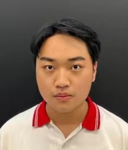 图八为东华三院李嘉诚中学马浩森同学