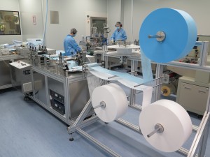 The 2 production lines were officially put into full operation in July. The medical masks produced by TWGHs have obtained ASTM I, II and III accreditation. Maximum monthly output is expected to reach 2.2 million pieces.