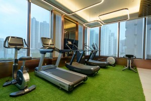 图四至图六为「东华‧南昌汇」设有健身室、Band房及烧烤场等公共设施,全方位提升青年的生活质素。