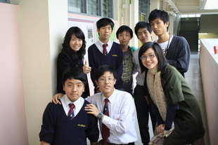 The award-winning team of TWGHs Lee Ching Dea Memorial College.