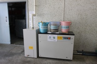 东华三院王余家洁纪念小学处理厨余过程
