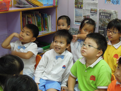 幼儿透过布偶及「清新宝宝」故事绘本，认识吸烟的祸害。