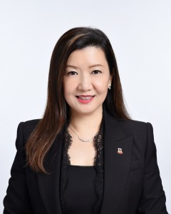 图三为东华三院候任第二副主席邓明慧女士