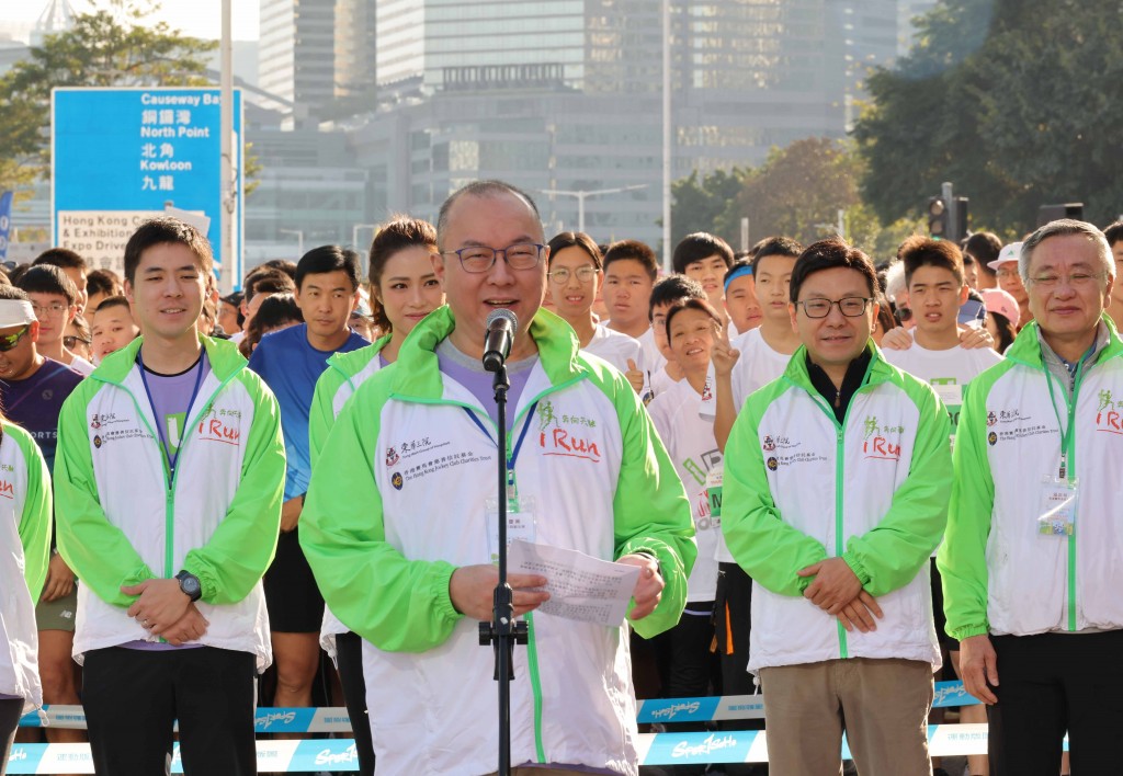 图四︰东华三院副主席曾庆业先生致辞。